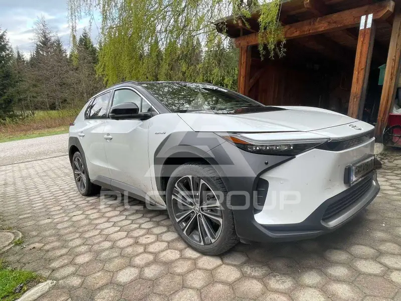 2023 Toyota bZ4X