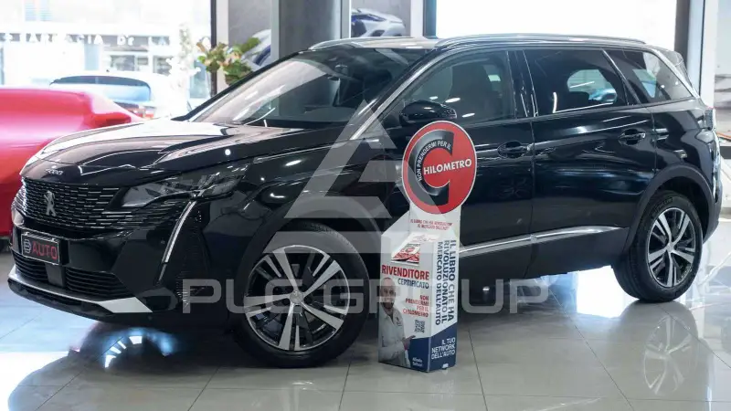 2023 Peugeot 5008