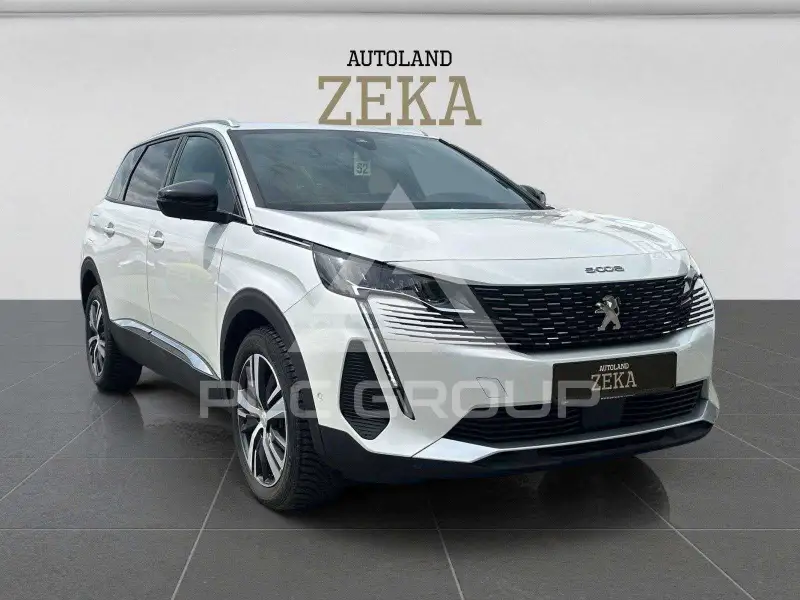 2023 Peugeot 5008