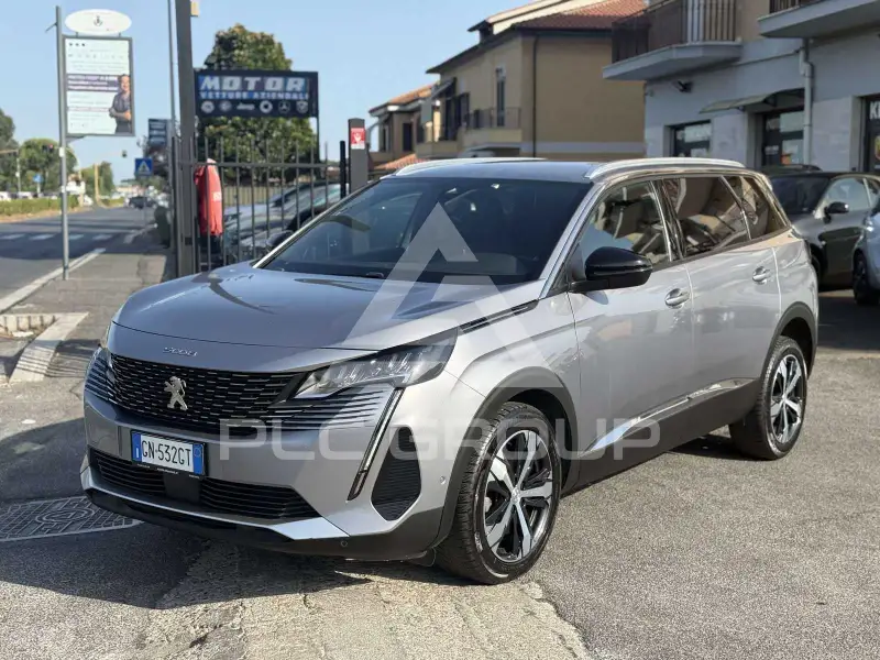 2023 Peugeot 5008