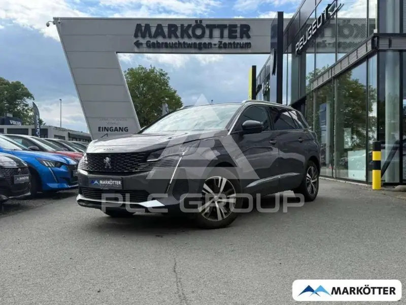 2023 Peugeot 5008