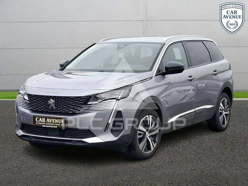2023 Peugeot 5008