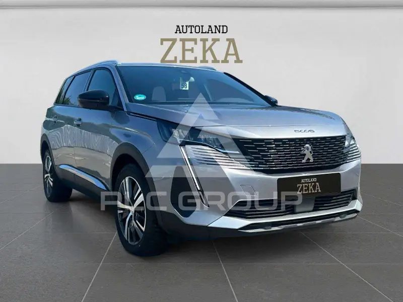 2023 Peugeot 5008