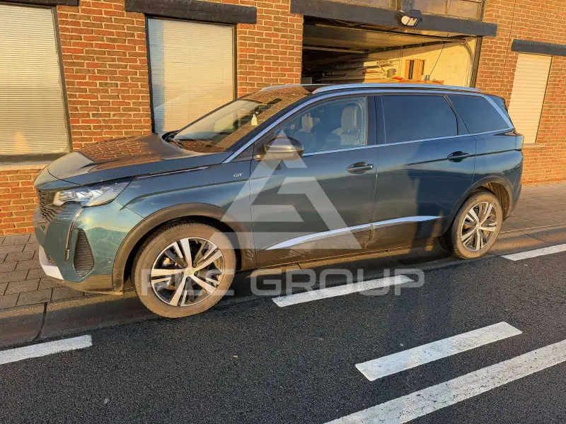2023 Peugeot 5008