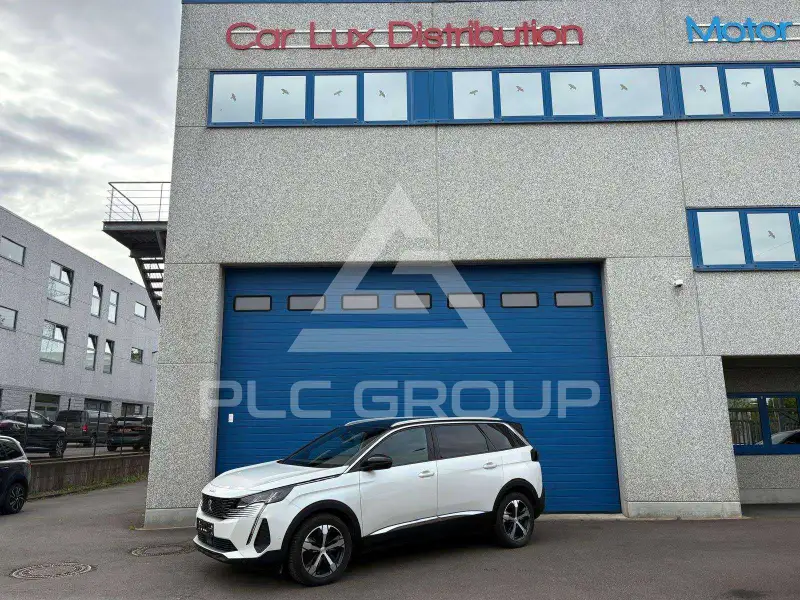 2023 Peugeot 5008