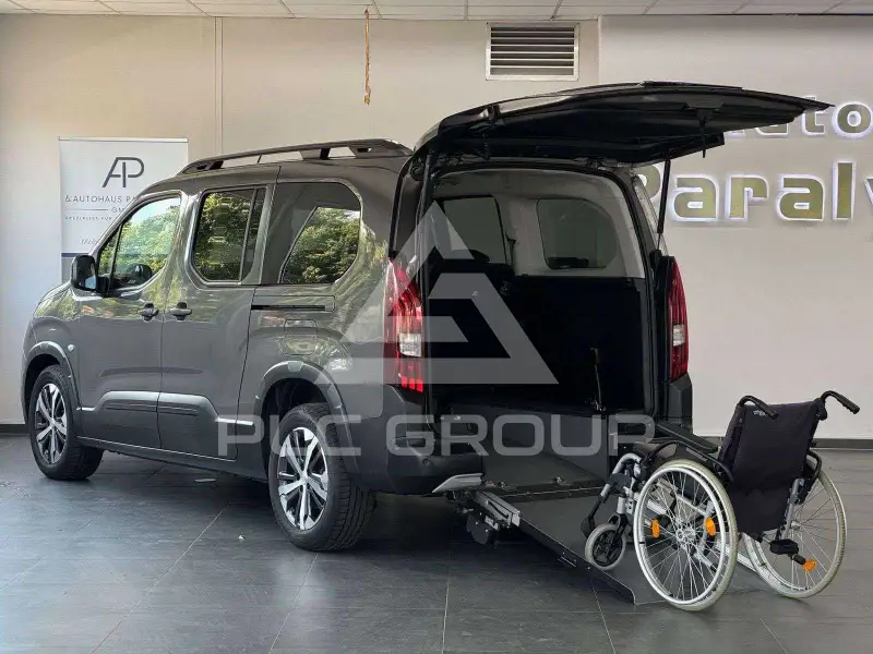 2023 Peugeot Rifter