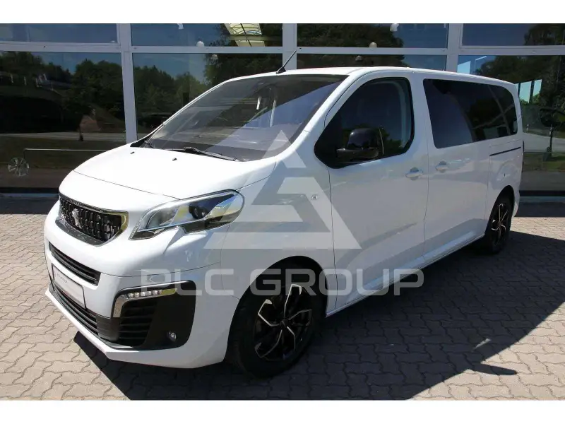 2023 Peugeot Traveller