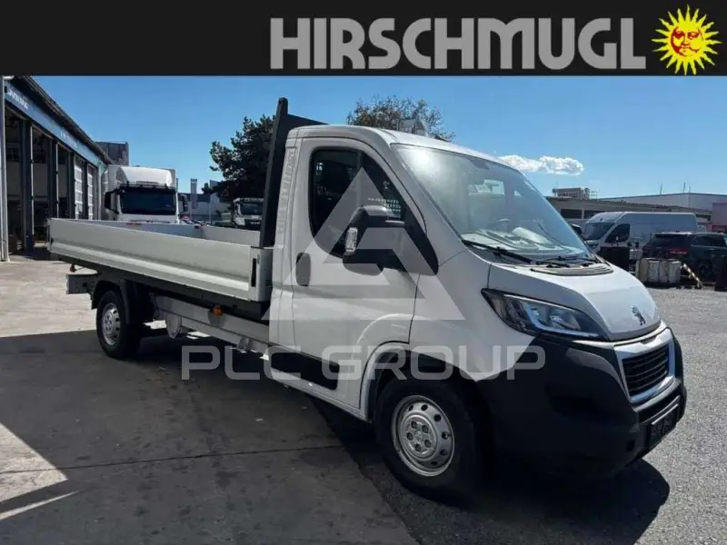 2023 Peugeot Boxer