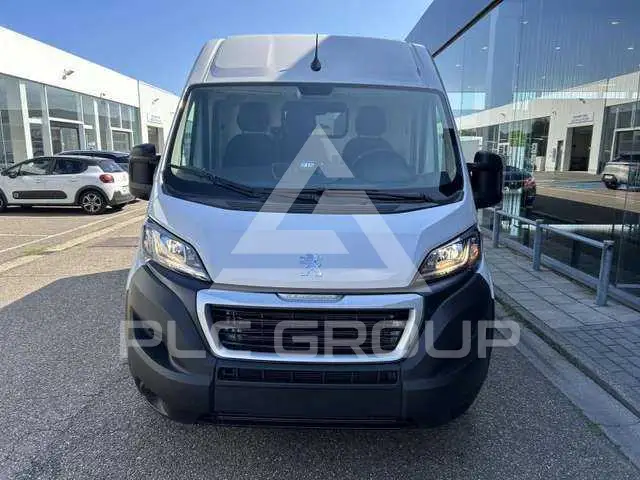 2023 Peugeot Boxer