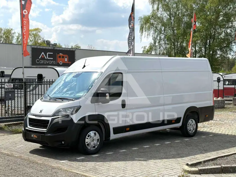 2023 Peugeot Boxer
