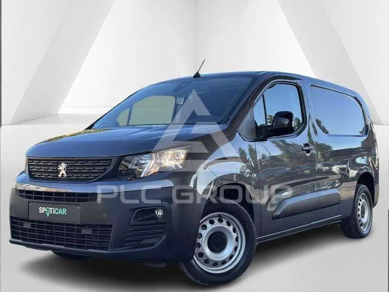 2023 Peugeot Partner