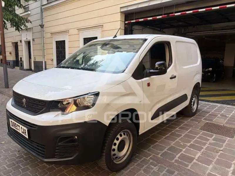 2023 Peugeot Partner