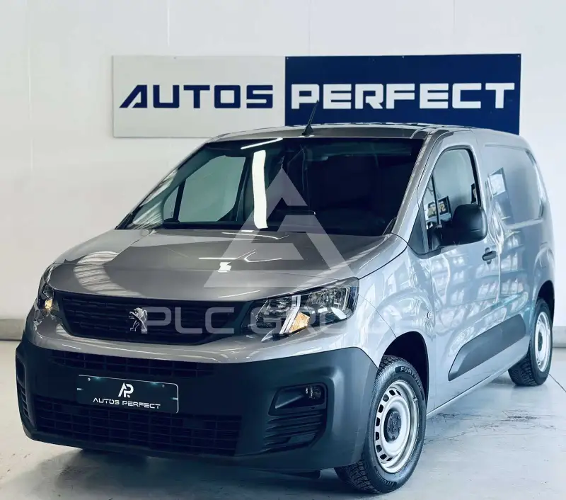 2023 Peugeot Partner