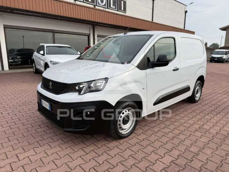 2023 Peugeot Partner