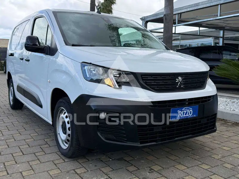 2023 Peugeot Partner