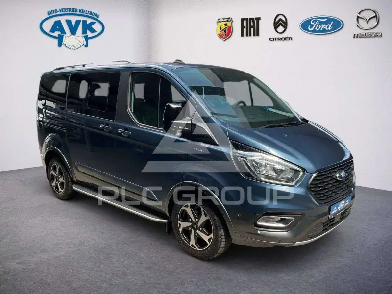 2023 Ford Tourneo