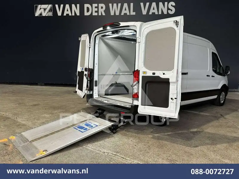 2023 Ford TRANSIT