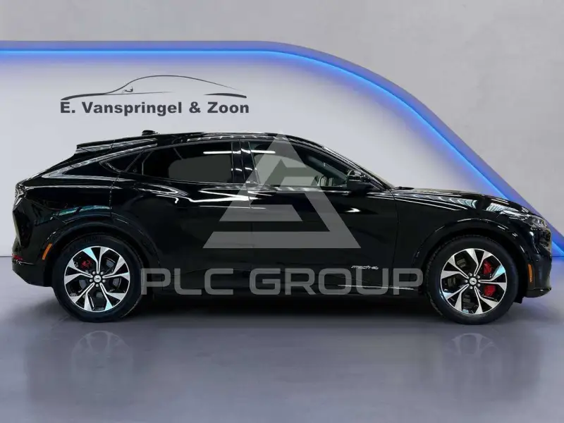 2023 Ford MUSTANG