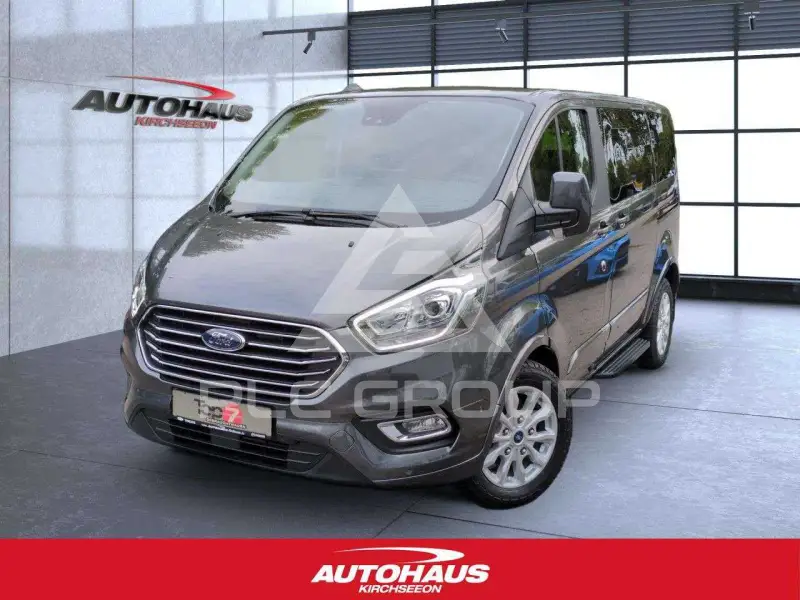 2023 Ford Tourneo