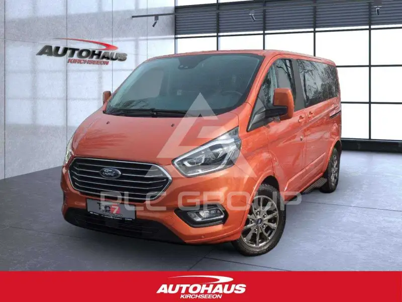 2023 Ford Tourneo