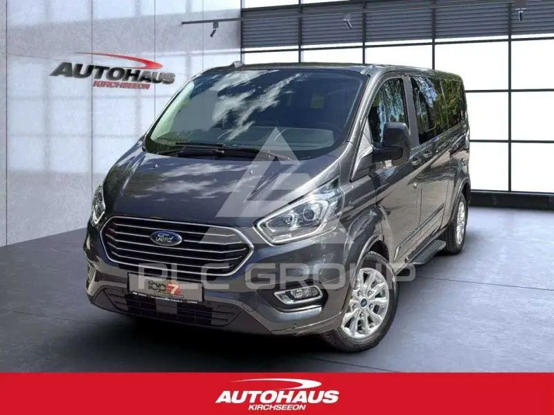 2023 Ford Tourneo
