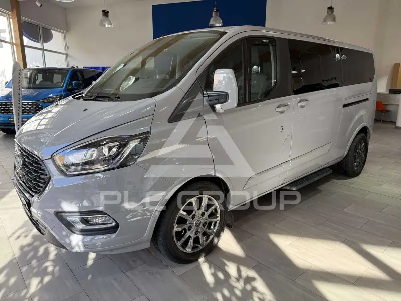 2023 Ford Tourneo