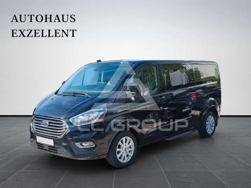 2023 Ford Tourneo