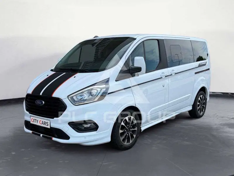 2023 Ford Tourneo