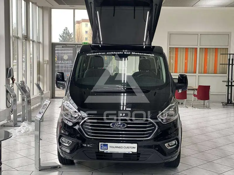 2023 Ford Tourneo