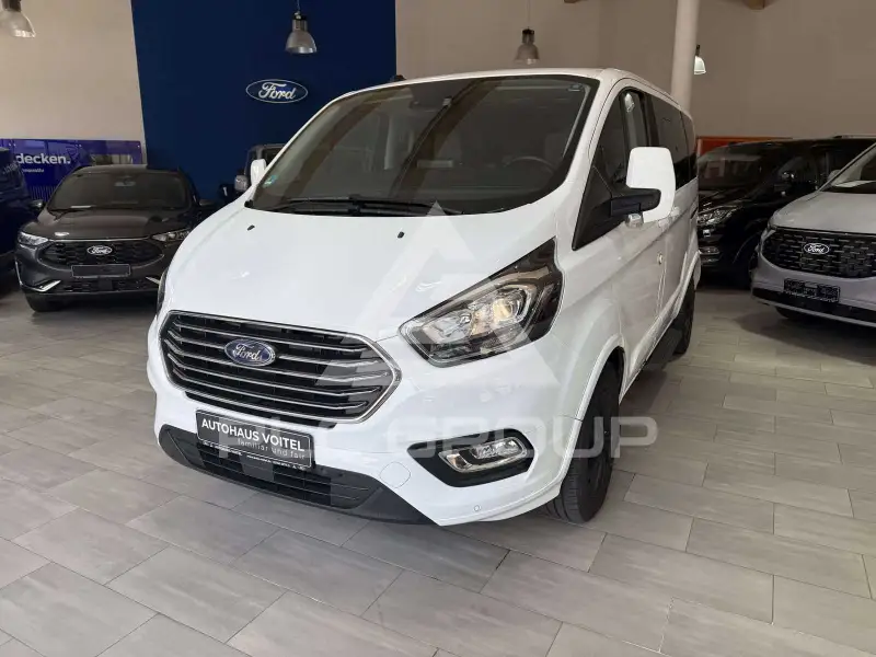 2023 Ford Tourneo