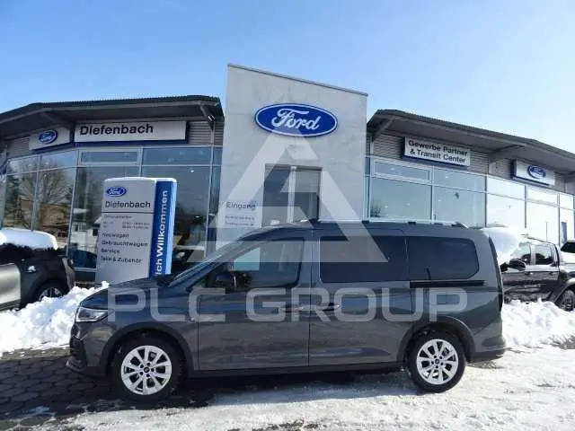 2023 Ford Tourneo