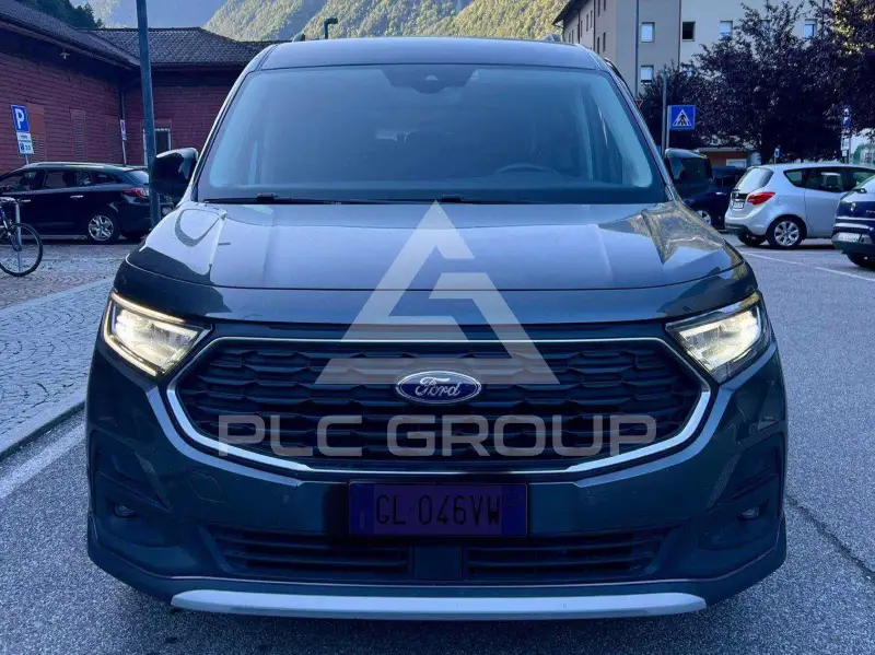2023 Ford Tourneo