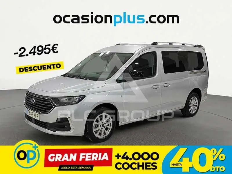 2023 Ford Tourneo