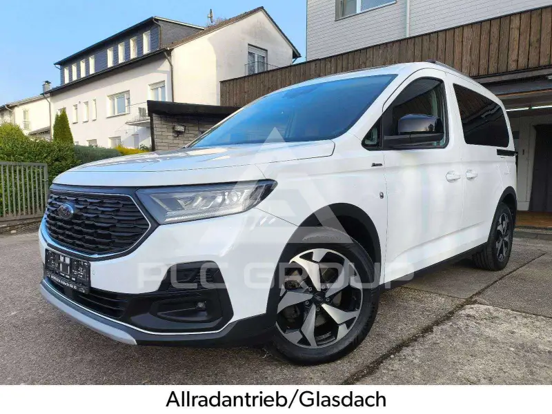 2023 Ford Tourneo