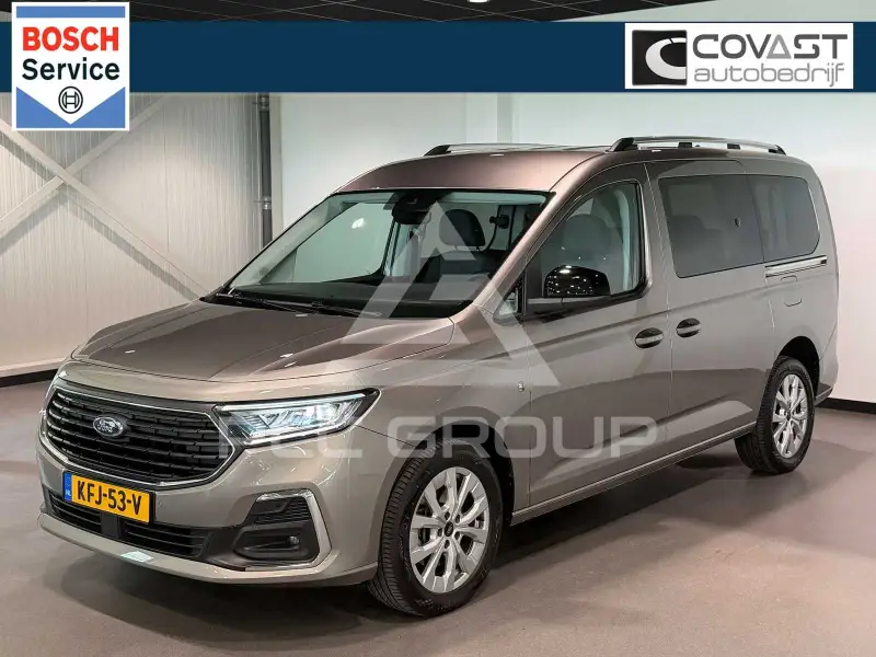 2023 Ford Tourneo