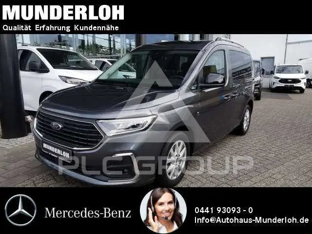 2023 Ford Tourneo