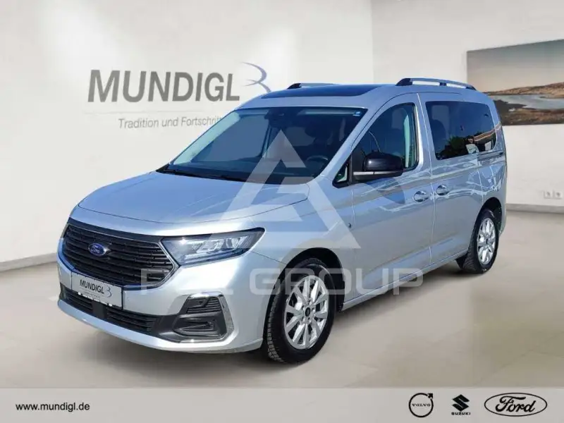 2023 Ford Tourneo