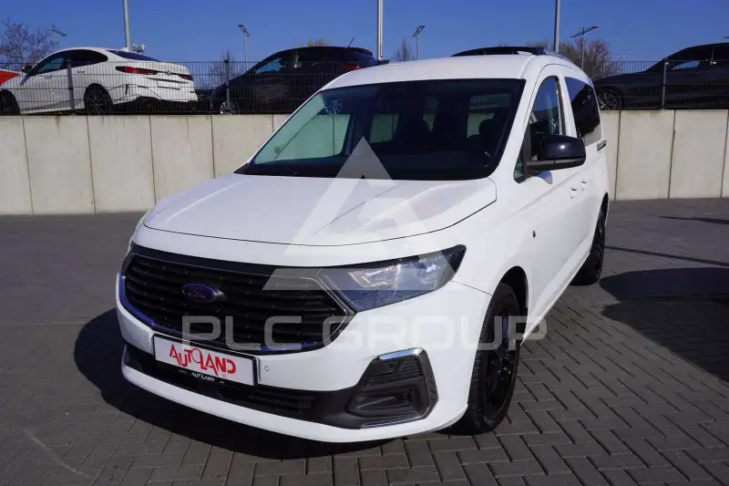2023 Ford Tourneo