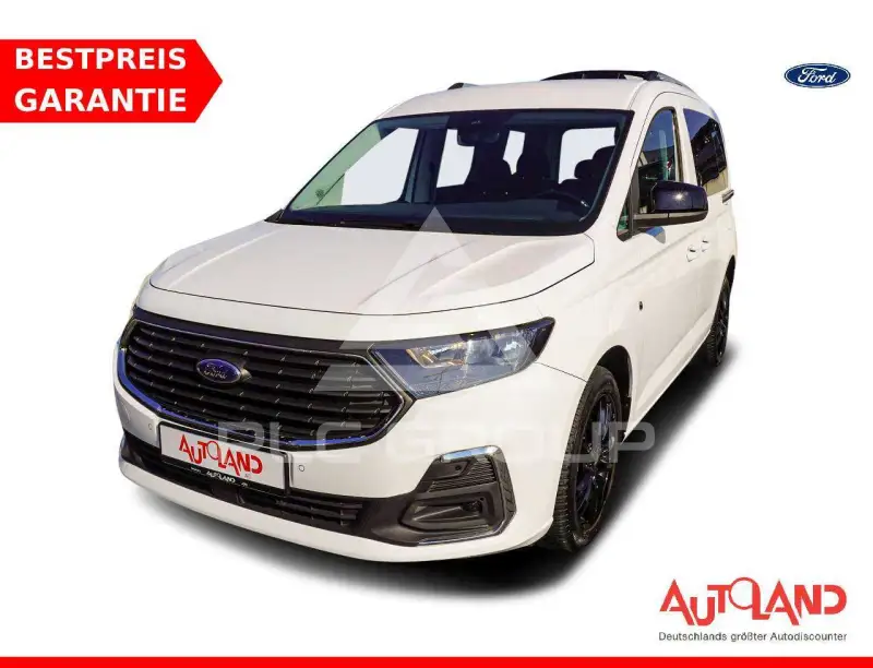 2023 Ford Tourneo