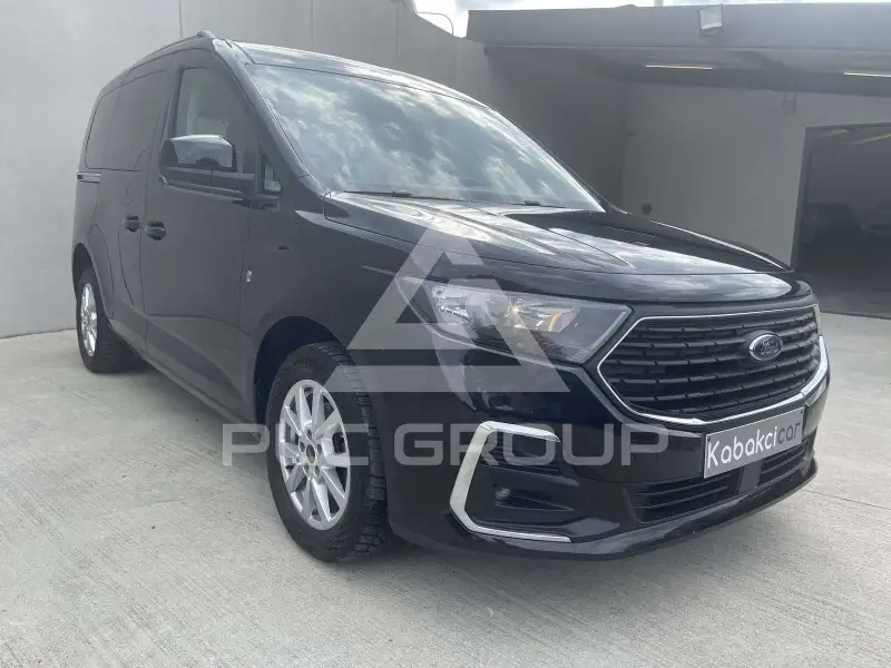 2023 Ford Tourneo