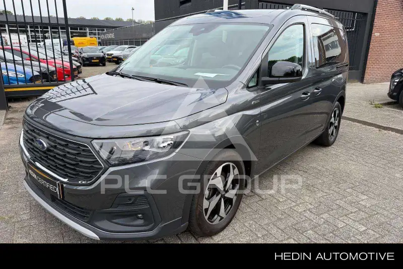 2023 Ford Tourneo