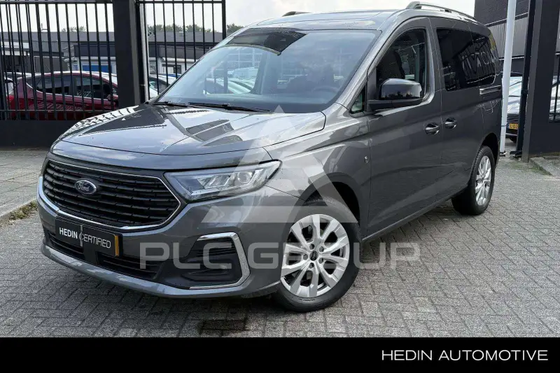 2023 Ford Tourneo