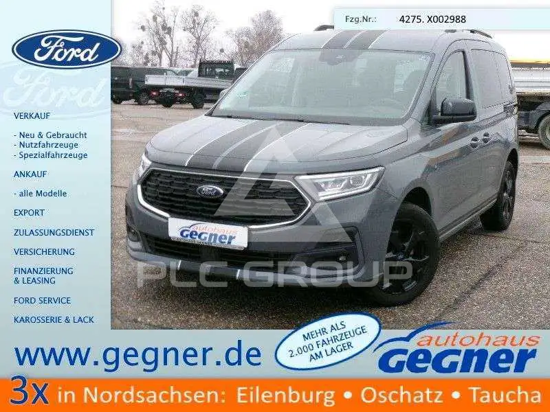2022 Ford Tourneo