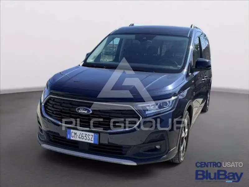 2023 Ford Tourneo