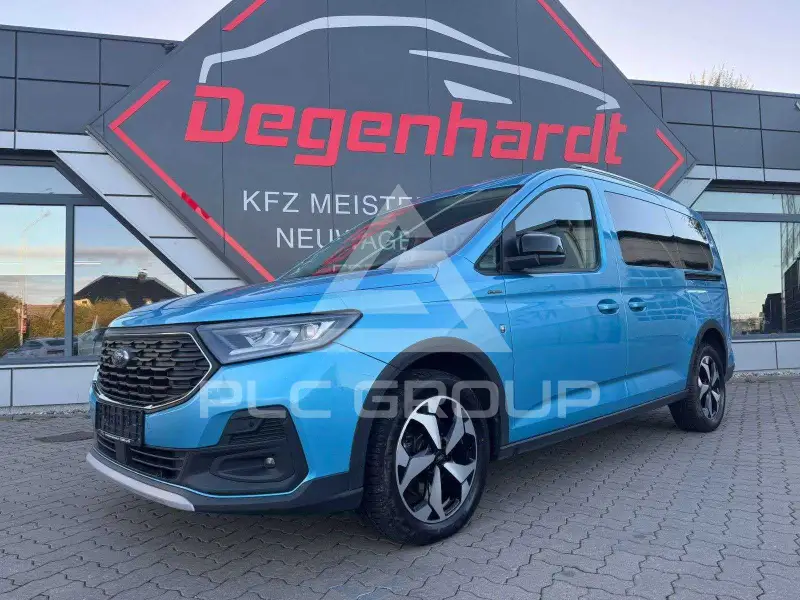2023 Ford Tourneo