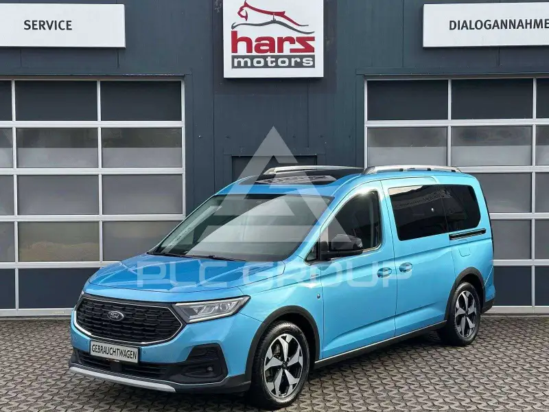 2023 Ford Tourneo
