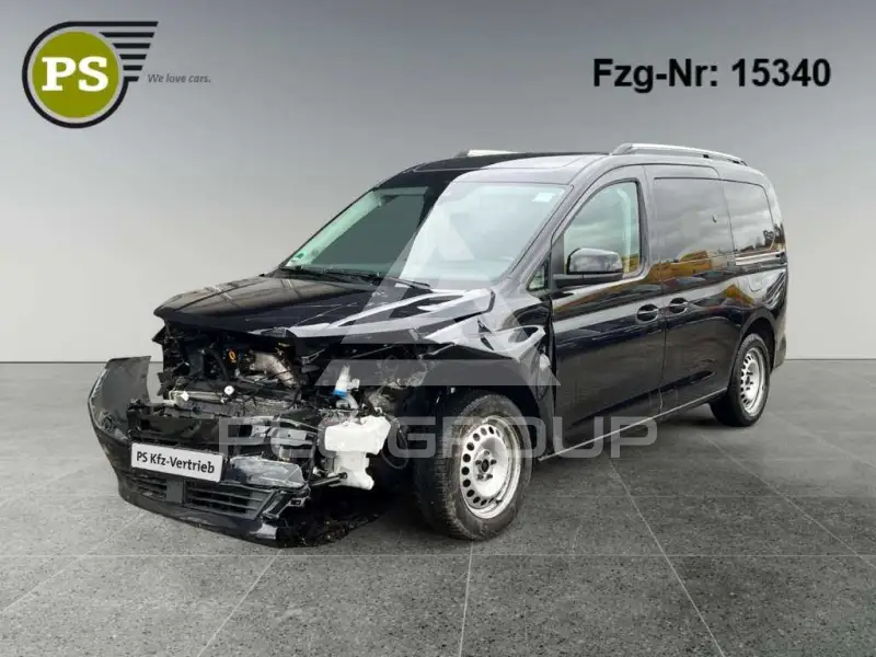 2023 Ford Tourneo