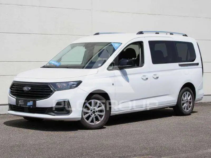 2023 Ford Tourneo