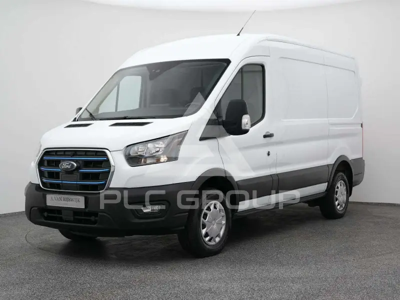 2023 Ford E-Series