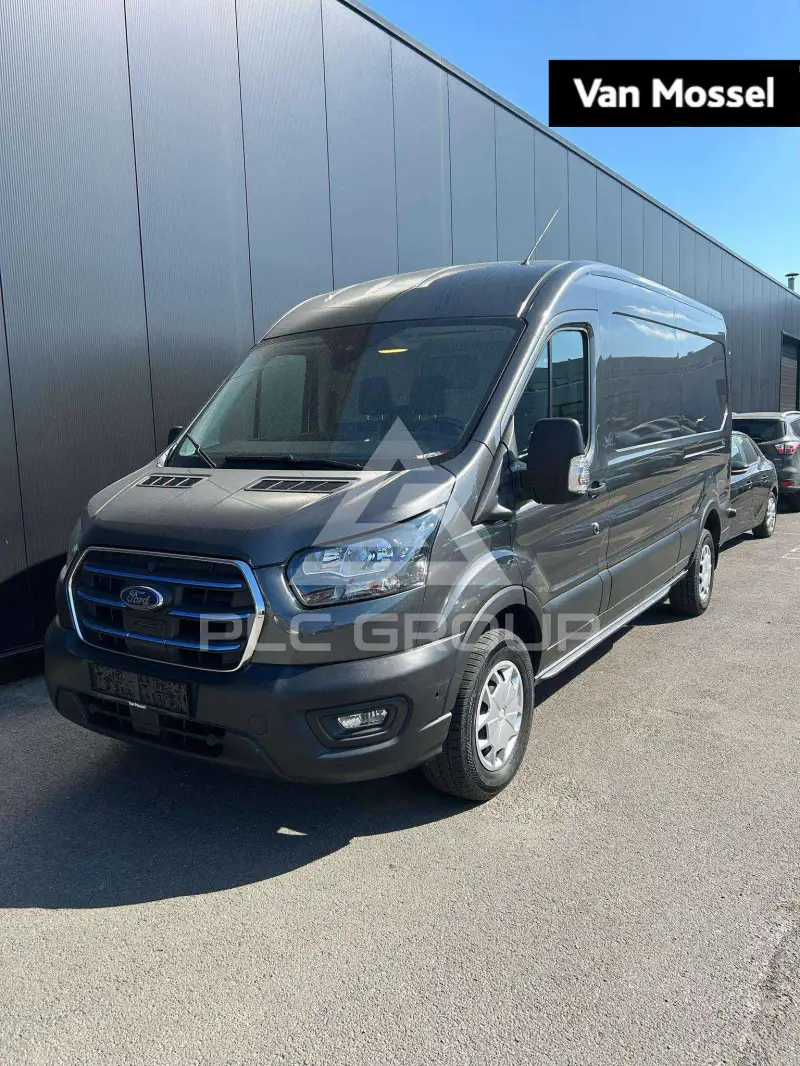 2023 Ford E-Series